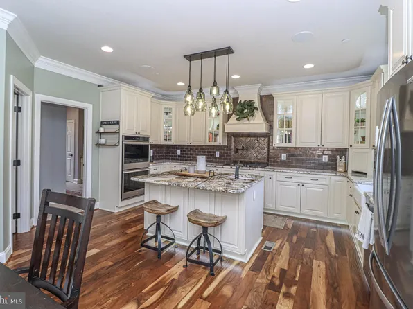 901 Ben Jones Ln, Lothian, MD 20711
