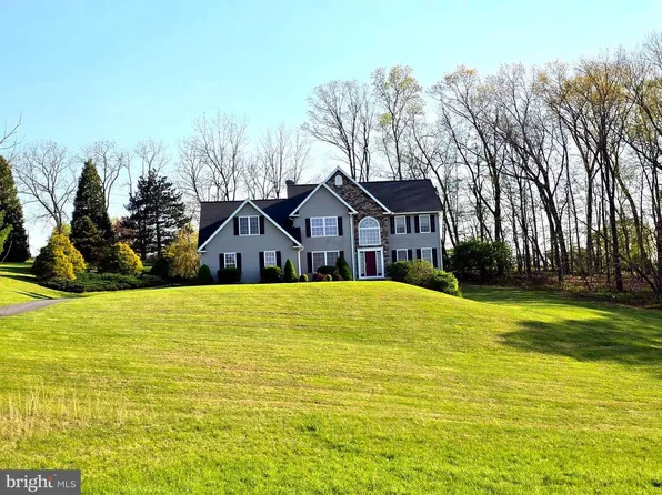 861 Dunkels Church Rd, Kutztown, PA 19530