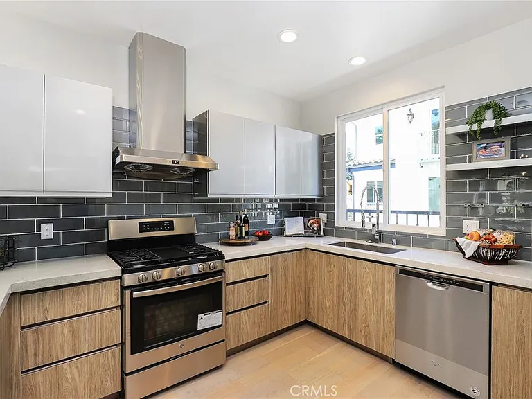 15 Turnberry Ln — Photo 37