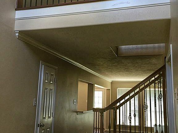 2nd image of 8722 Indian Maple Dr