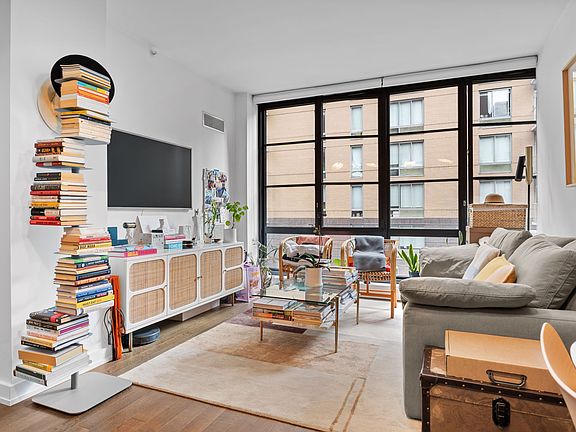 3rd image of 261 W 25th St #4A