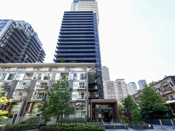 101 Erskine Ave #2407, Toronto, ON M4P 0C5