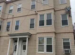 34 White St APT 3, Boston, MA 02128