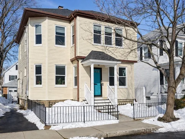 39 Marston St, Medford, MA 02155