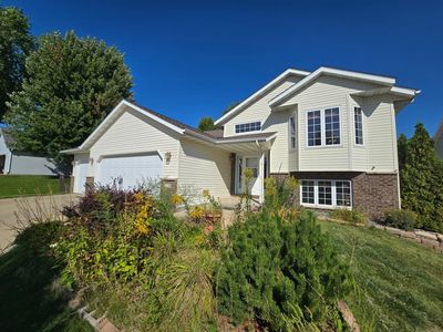 6270 Fairway Dr NW, Rochester, MN, 55901