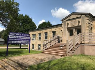 256 E Sarnia St APT 14, Winona, MN 55987