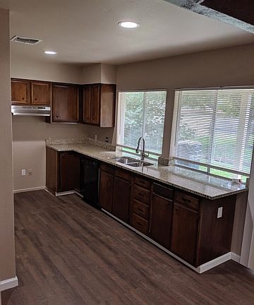 5th image of 6906 Twin Lake Dr