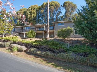 11400 Sun Valley Dr, Oakland, CA 94605