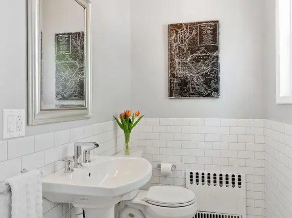 685 East 22nd Street image 13 of 38