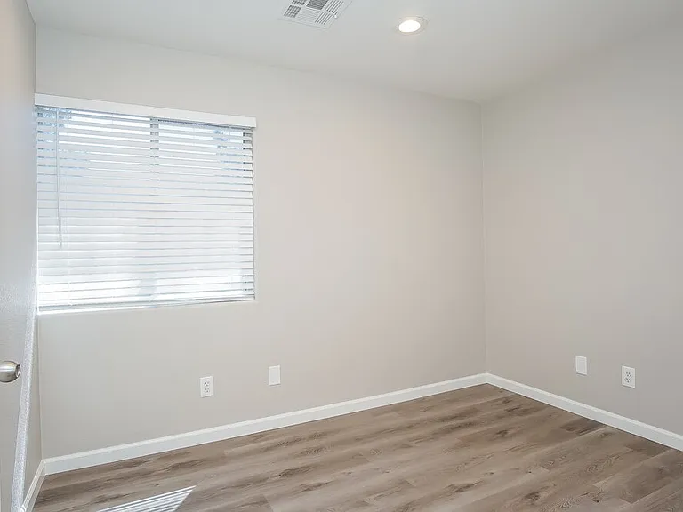 10350 Montana Mountain St — Photo 14