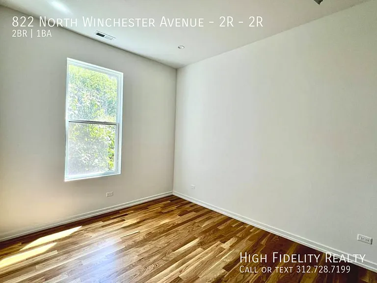 822 N Winchester Ave #2R — Photo 4