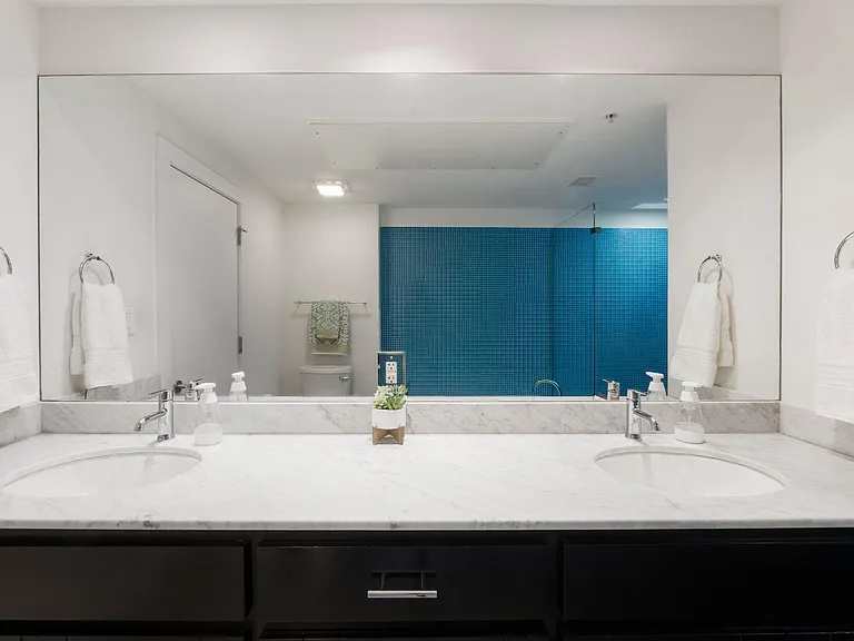 2205 N Lamar Blvd #321 — Photo 31