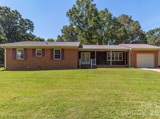 115 Monroe Dr, Lexington, NC 27295
