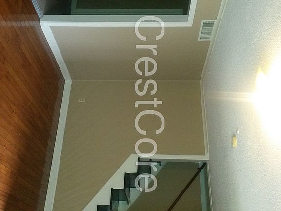 2nd image of 989 S Whitehaven Park Cir