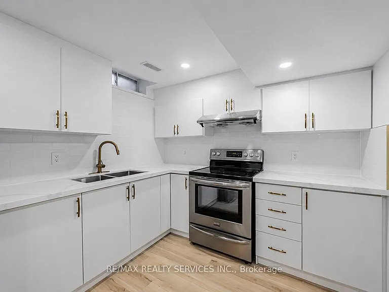 42 Northampton St #BASEMENT — Photo 14