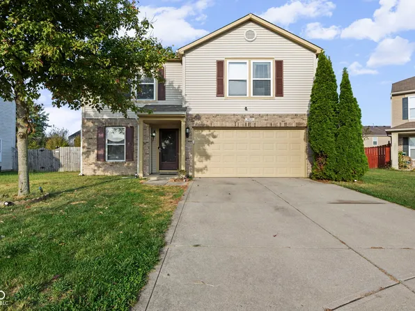 8620 Hopewell Ct, Camby, IN 46113