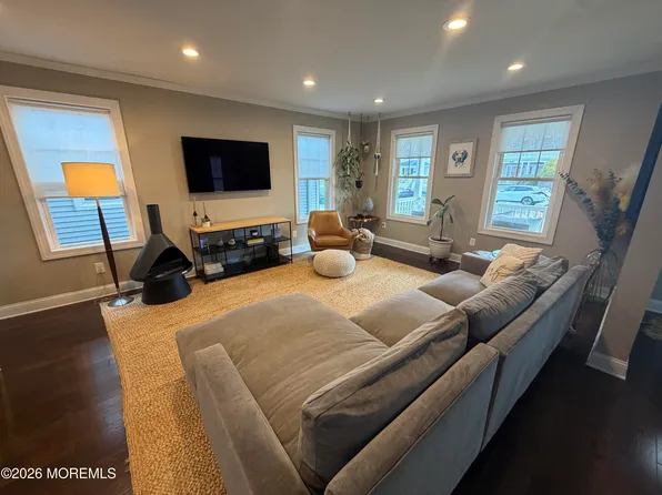 510 Lareine Ave, Bradley Beach, NJ 07720