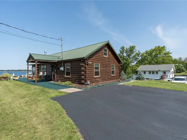 25191 Road 212, Dexter, NY 13634
