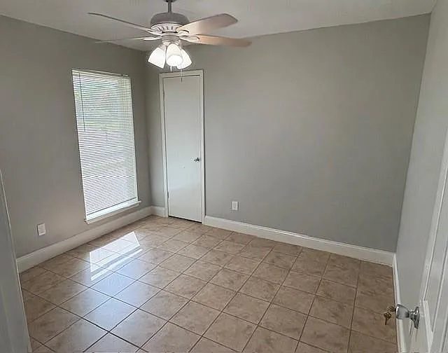 12127 Rhinebeck Dr — Photo 29