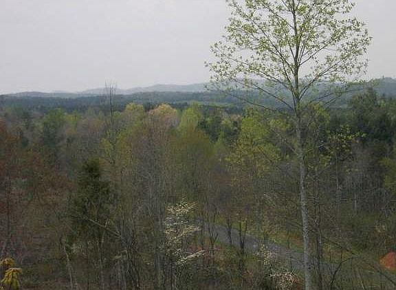 4th image of 25 Cornerstone Dr