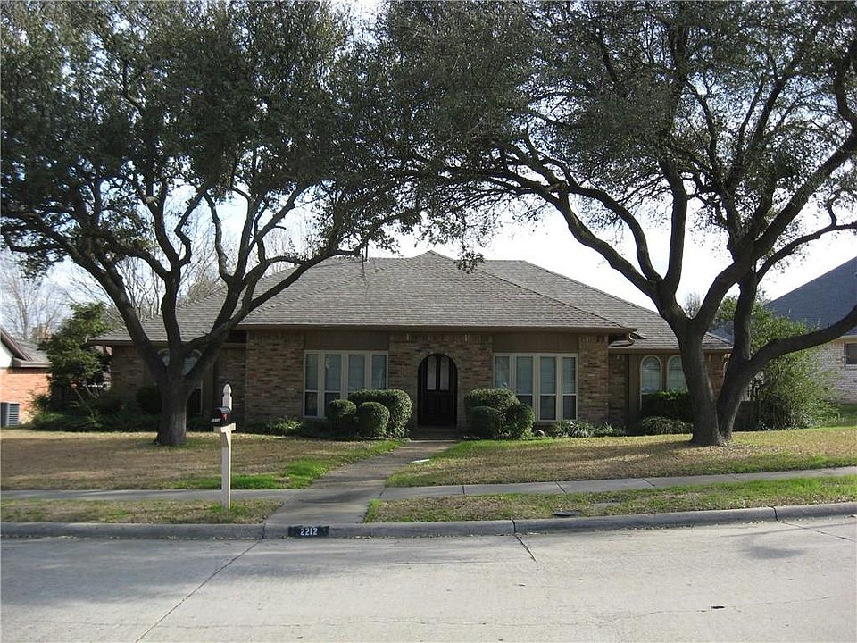 1st image of 2212 Stone Creek Dr