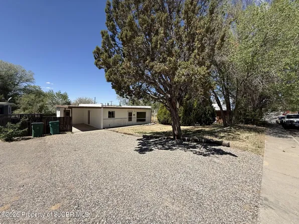 1017 N Orchard Dr, Farmington, NM 87401