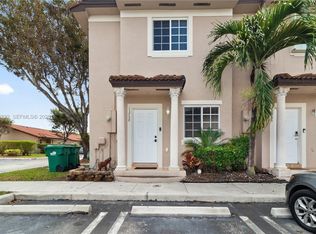 Cazadores South, Miami, FL 33177