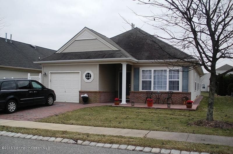 1st image of 6 Chambord Ct