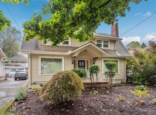 3524 SE Stark St, Portland, OR 97214