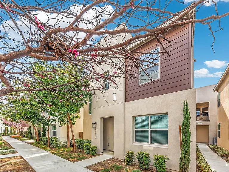 10532 Wilding Dr — Photo 36
