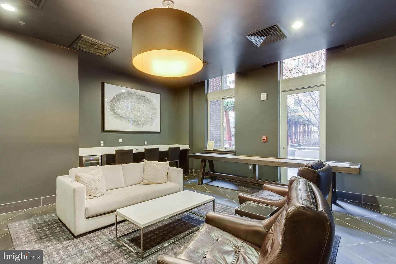 1 bed, 700 sqft, $2,200 — Photo 3