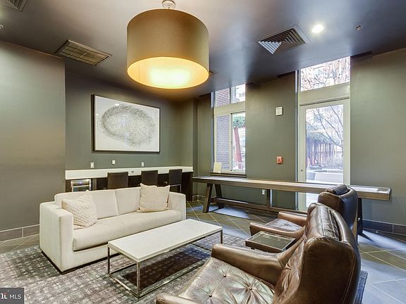 3rd image of 1000 New Jersey Ave SE #1214