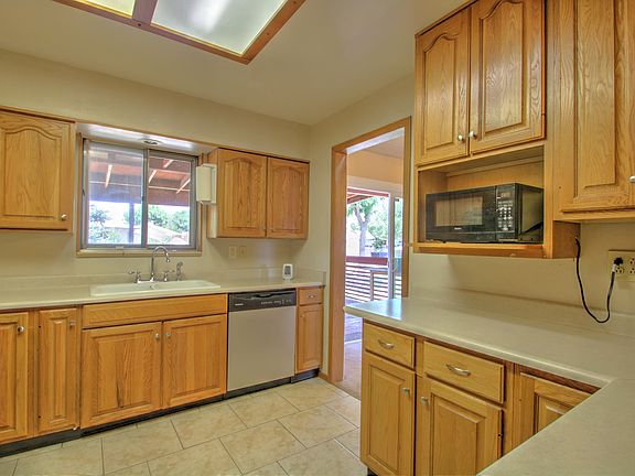 Ample Cabinetry/Countertops