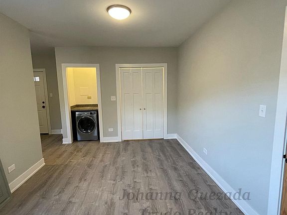 5th image of 429-103 W Belden Ave #427-108