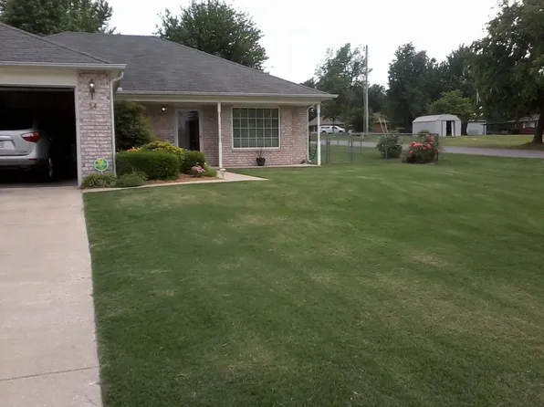 14 W 35th St, Sand Springs, OK 74063