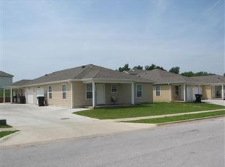 1411 E Turner St, Springfield, MO 65803
