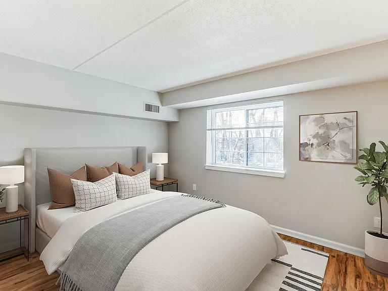 Eagle Rock Apartments at Swampscott — Photo 3