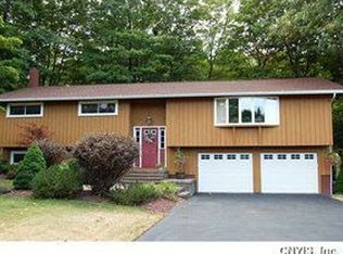 4889 Manor Hill Dr, Syracuse, NY 13215