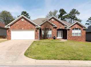 22 Legends Dr, Little Rock, AR 72210