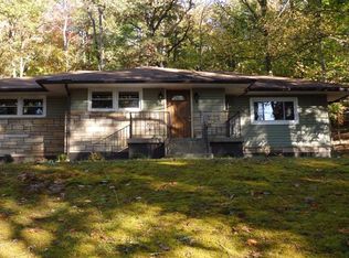 100 Sunrise Dr, Hopwood, PA