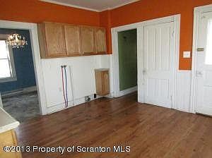 3rd image of 522 River St