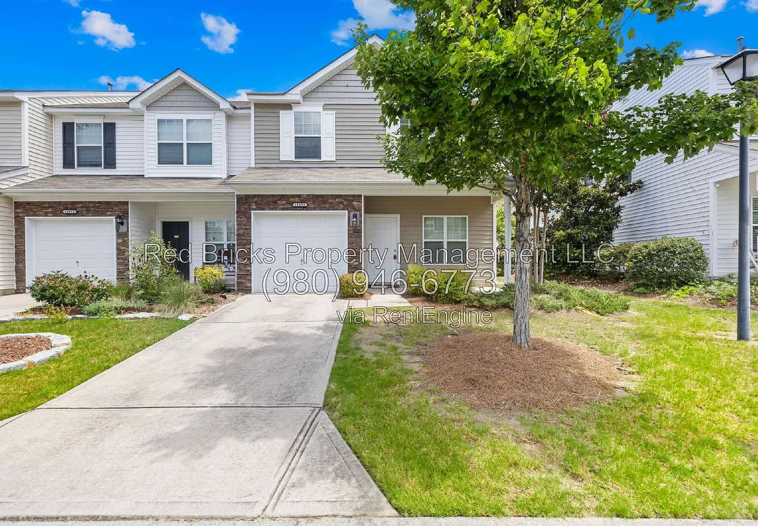 3 bed, 2.5 bath, 1630 sqft, $1,995 — Photo 1