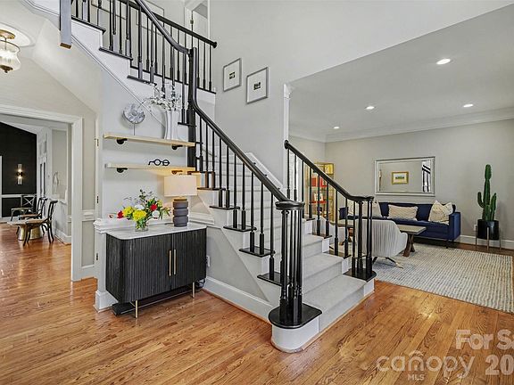 2nd image of 6008 Alexa Rd