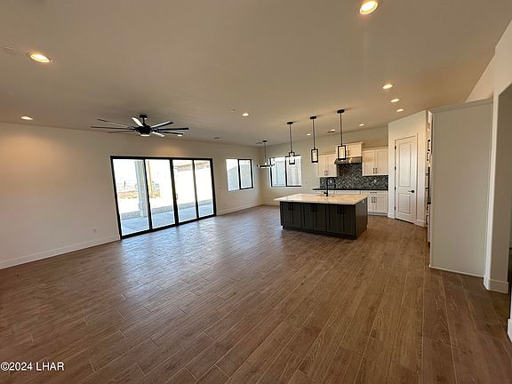 2nd image of 1341 Pueblo Dr