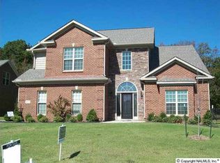 4818 Cove Valley Dr, Owens Cross Roads, AL 35763