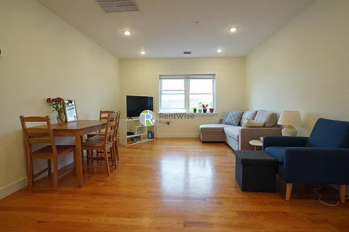 15 Kelley Ct #153 Photo 1