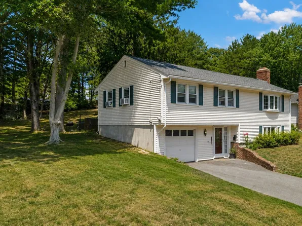 165 King Philip St, Weymouth, MA 02190