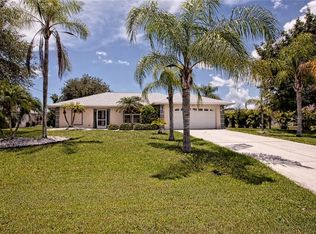 230 Sportsman Rd, Rotonda West, FL 33947