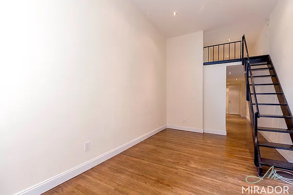 Rented by Mirador Real Estate | media 16