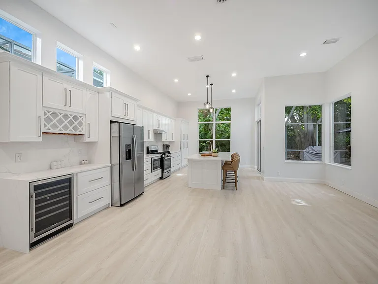 143 Sunset Bay Dr — Photo 6